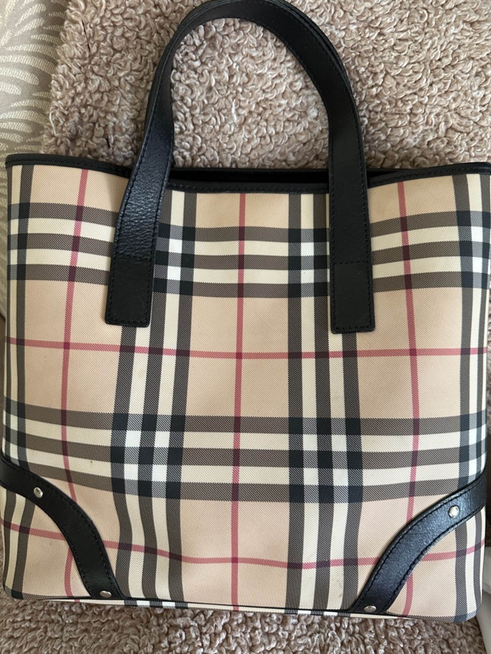 AUTHENTIC- Burberry Haymarket NOVA Check Beige Plaid Tote with Black Trim